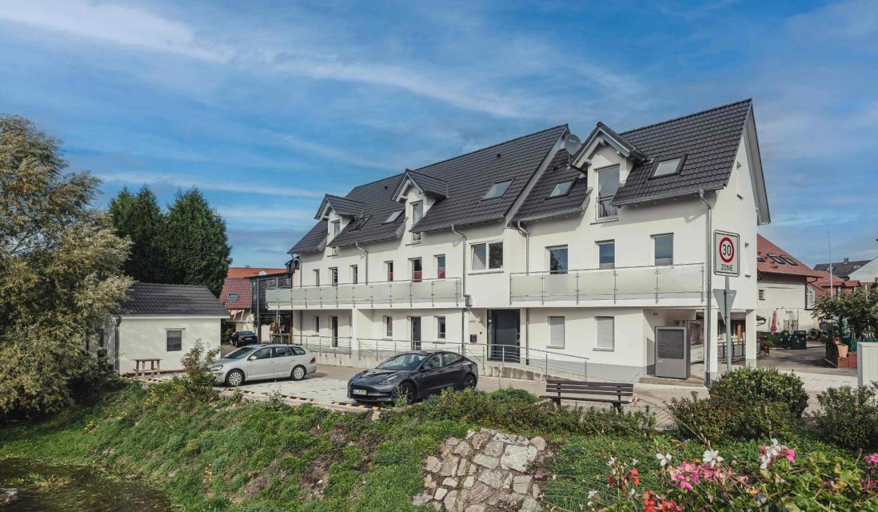 Ferienwohnungen Und Boardinghouse Heimbach In Renchen المظهر الخارجي الصورة
